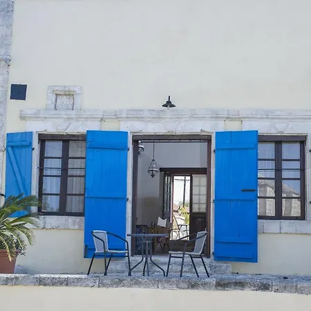 Sappho Manor House Apartment *